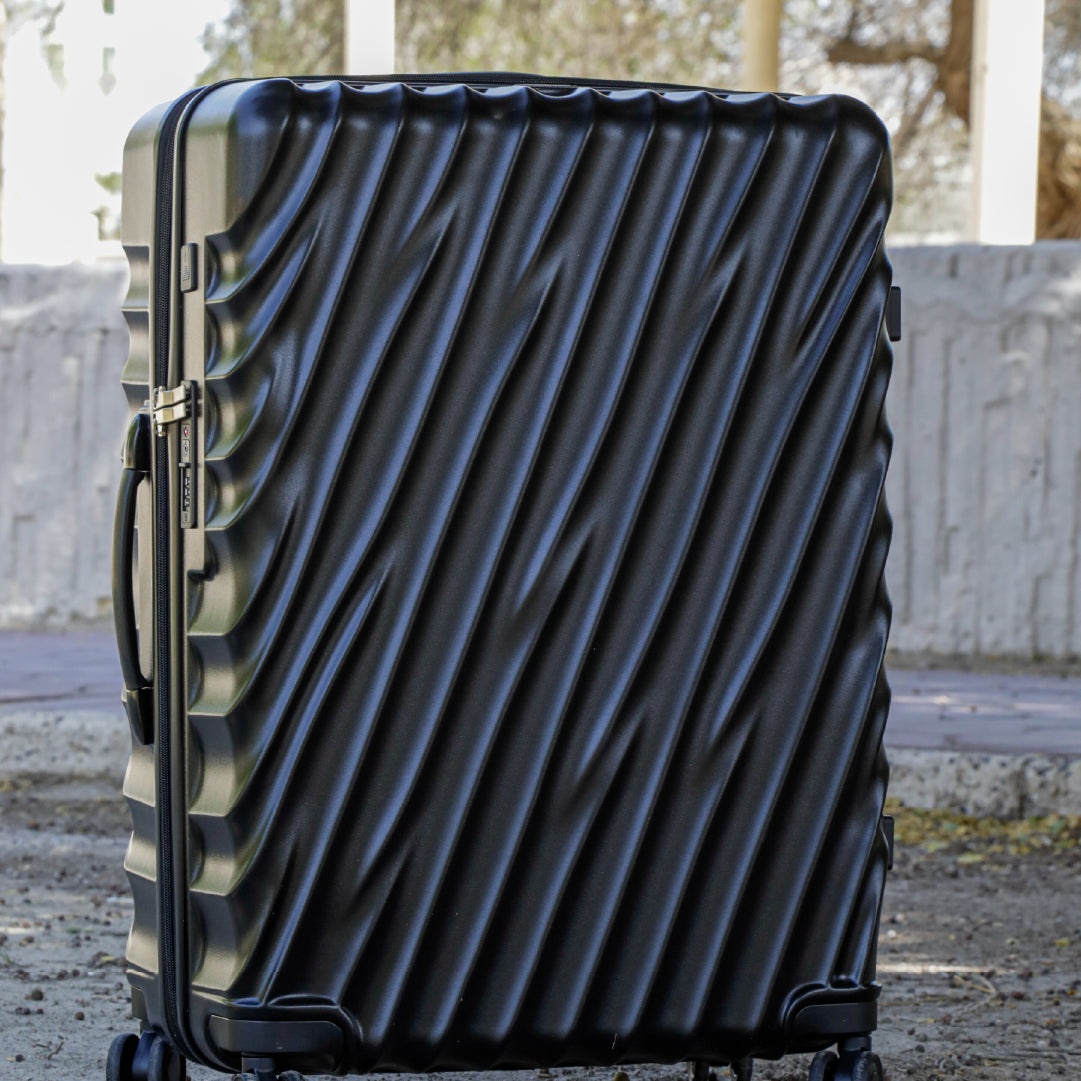 90 Percent 4 Wheels 20 Inch Suitcase