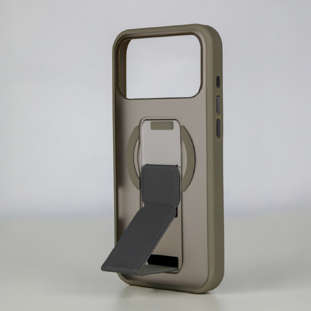LZEL Magsynto Strap Case for iPhone 17 Pro