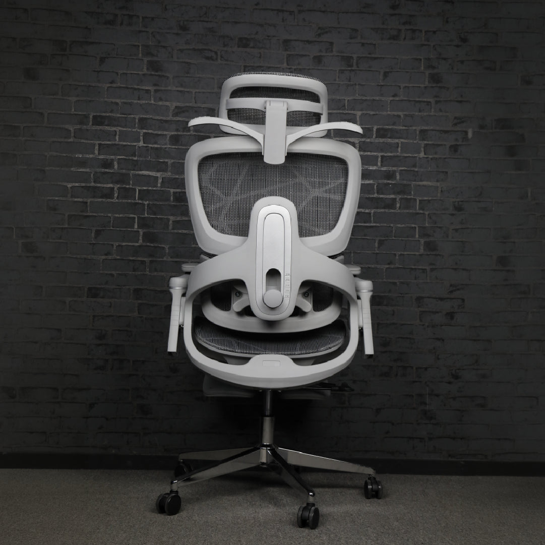 Ergonomic Office Chair – Footrest, Sliding Mechanism, Class 4 Gas Lift | Gray