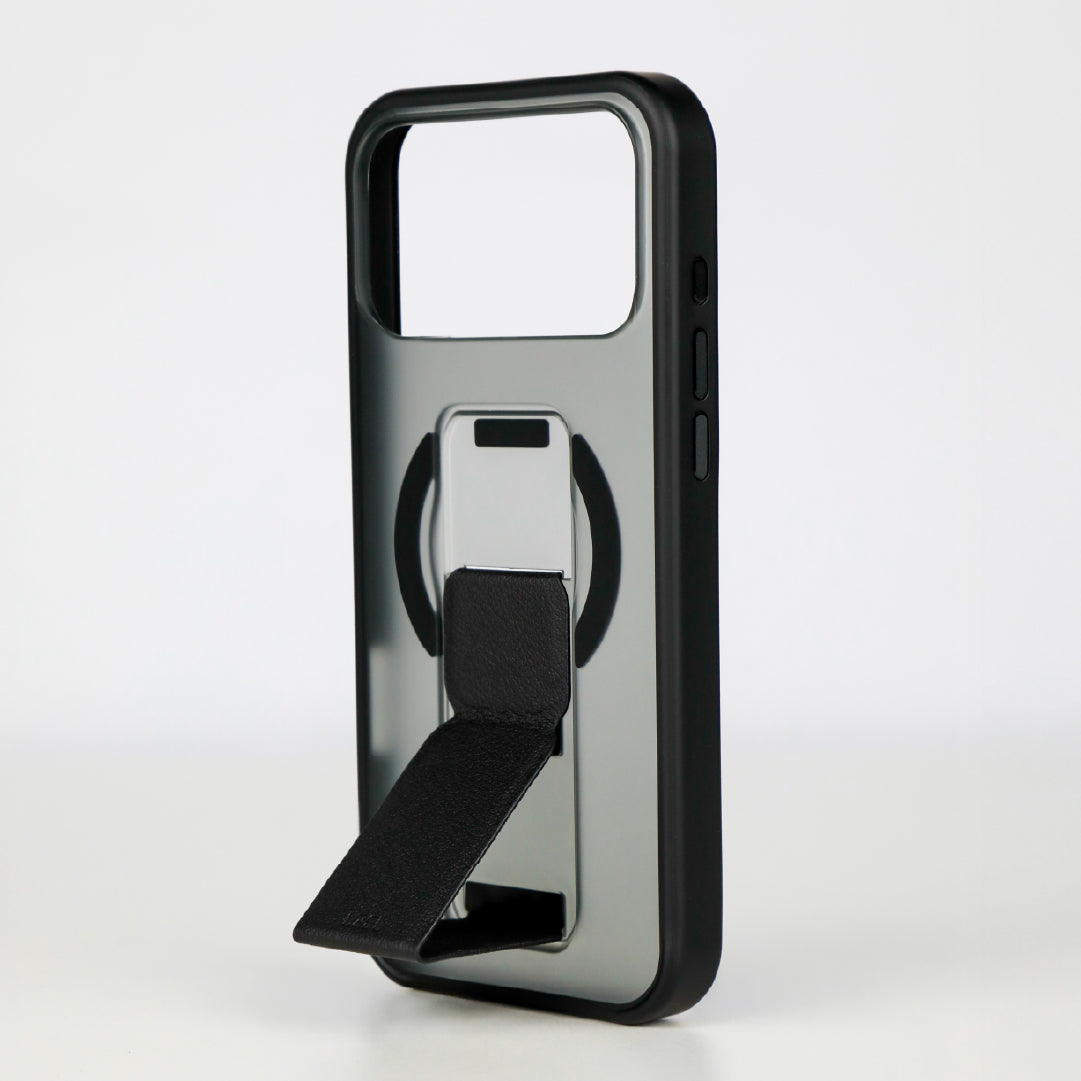 LZEL Magsynto Strap Case for iPhone 17 Pro
