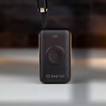باور بانك LZEL Ampflow10 Mini – سعة 10000 مللي أمبير | شحن سريع 22.5 واط | كابلات مدمجة Type-C و Lightning | شحن لاسلكي
