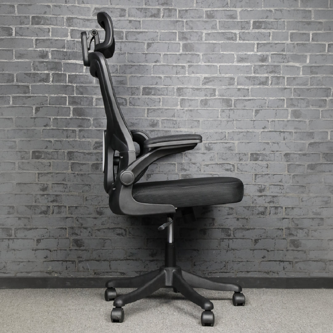 Bull Ergonomic Mesh Gaming & Office Chair 320 mm Nylon Base | Black