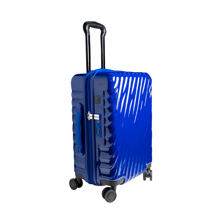 حقيبة سفر من 90 PERCENT مقاس 28 إنش 