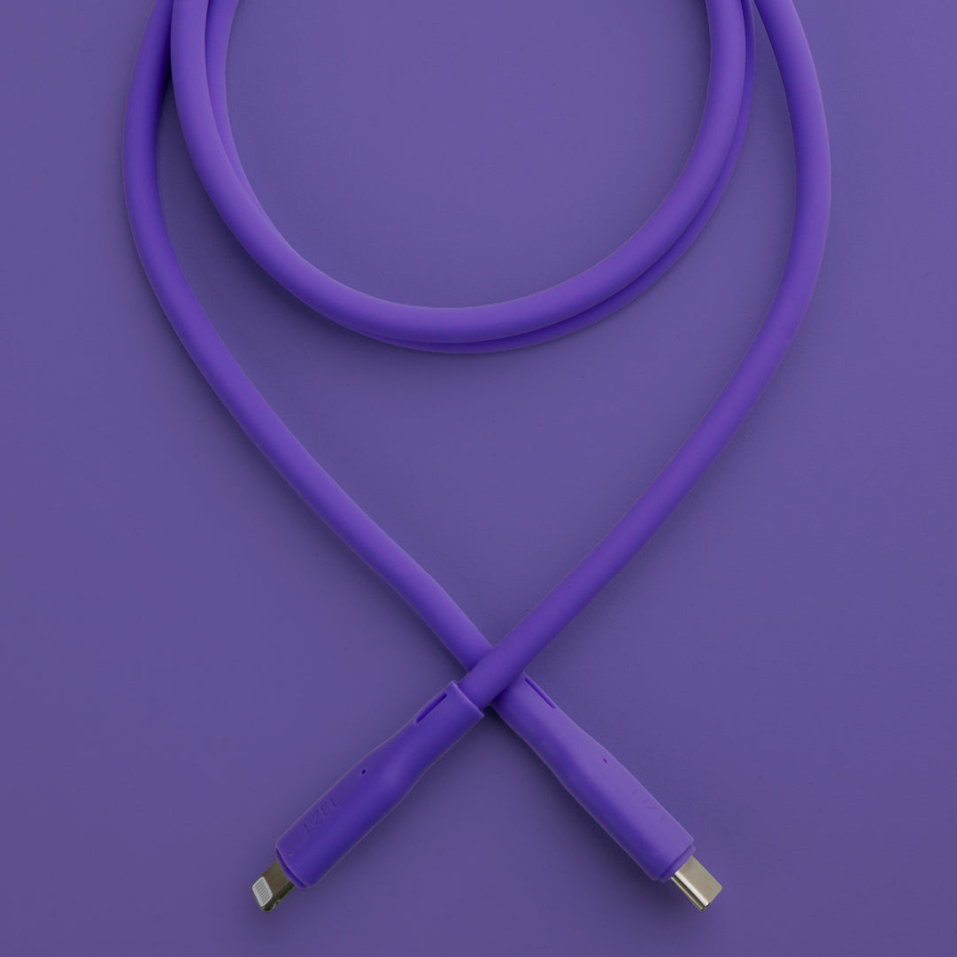 كيبل من Lzel معتمد USB-C إلى Lightning ، نقل بيانات بسرعة 480Mbps، طاقة 20V 3A، PD بقوة 60W، غلاف سيليكون سائل ناعم، هيكل TPE، طول 2 متر 
