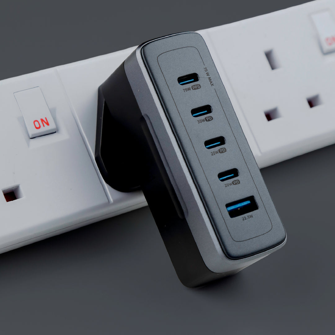 LZEL VoltixWorld 75W GaN Multi Port Travel Adapter | Black