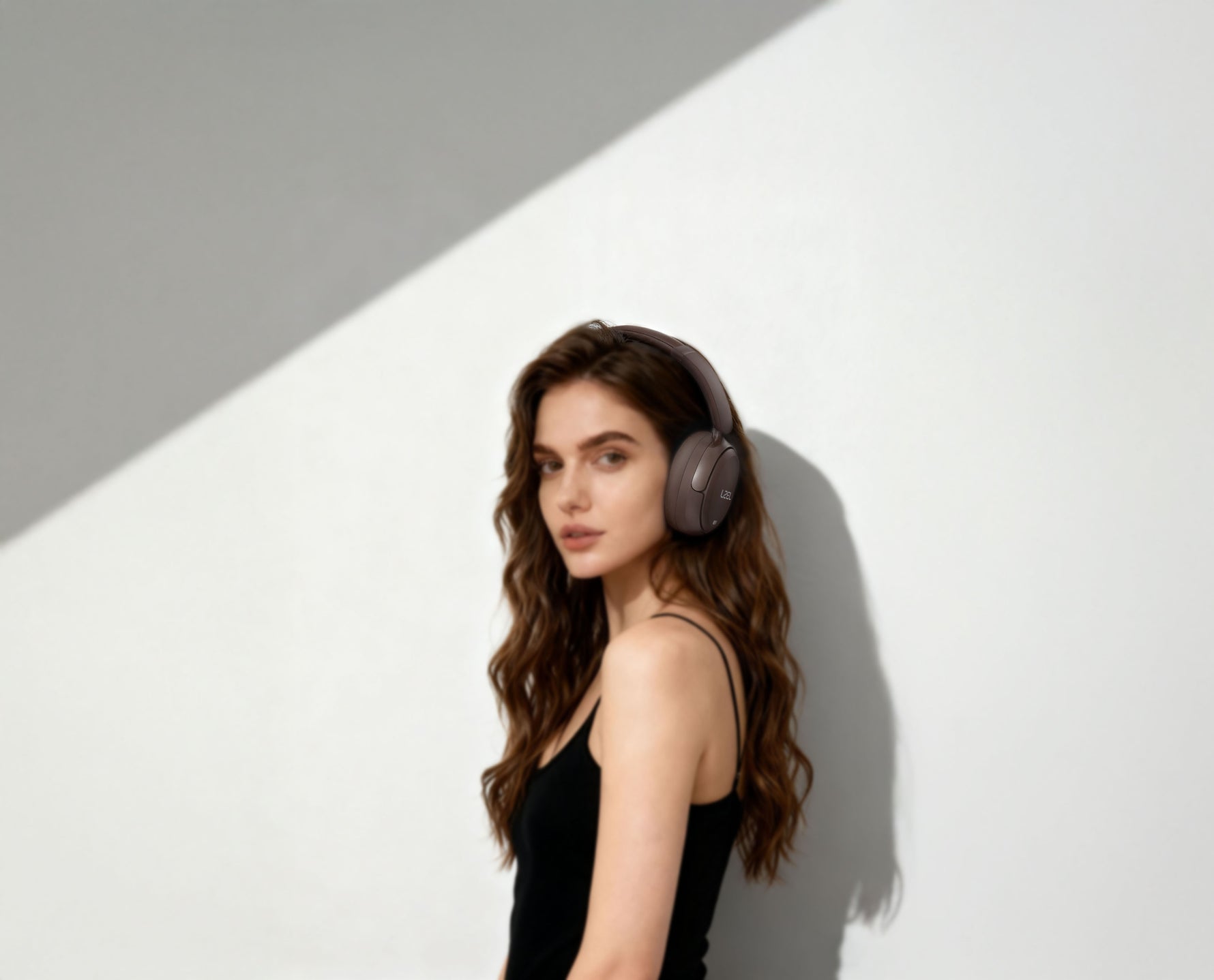 LZEL Sonique Pulse Wireless Stereo Headphones | Dark Brown