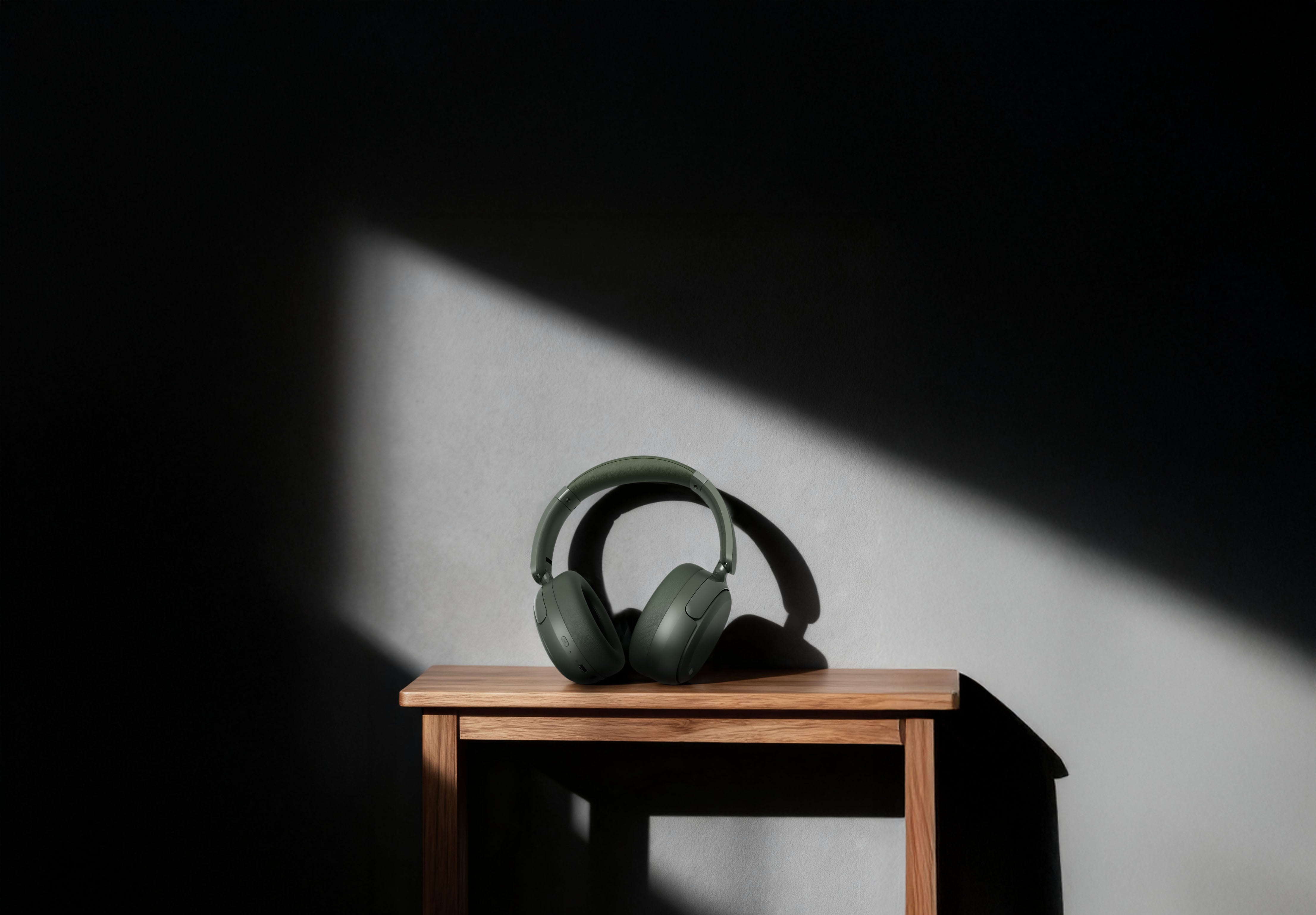 LZEL Sonique Pulse Wireless Stereo Headphones | Dark Green