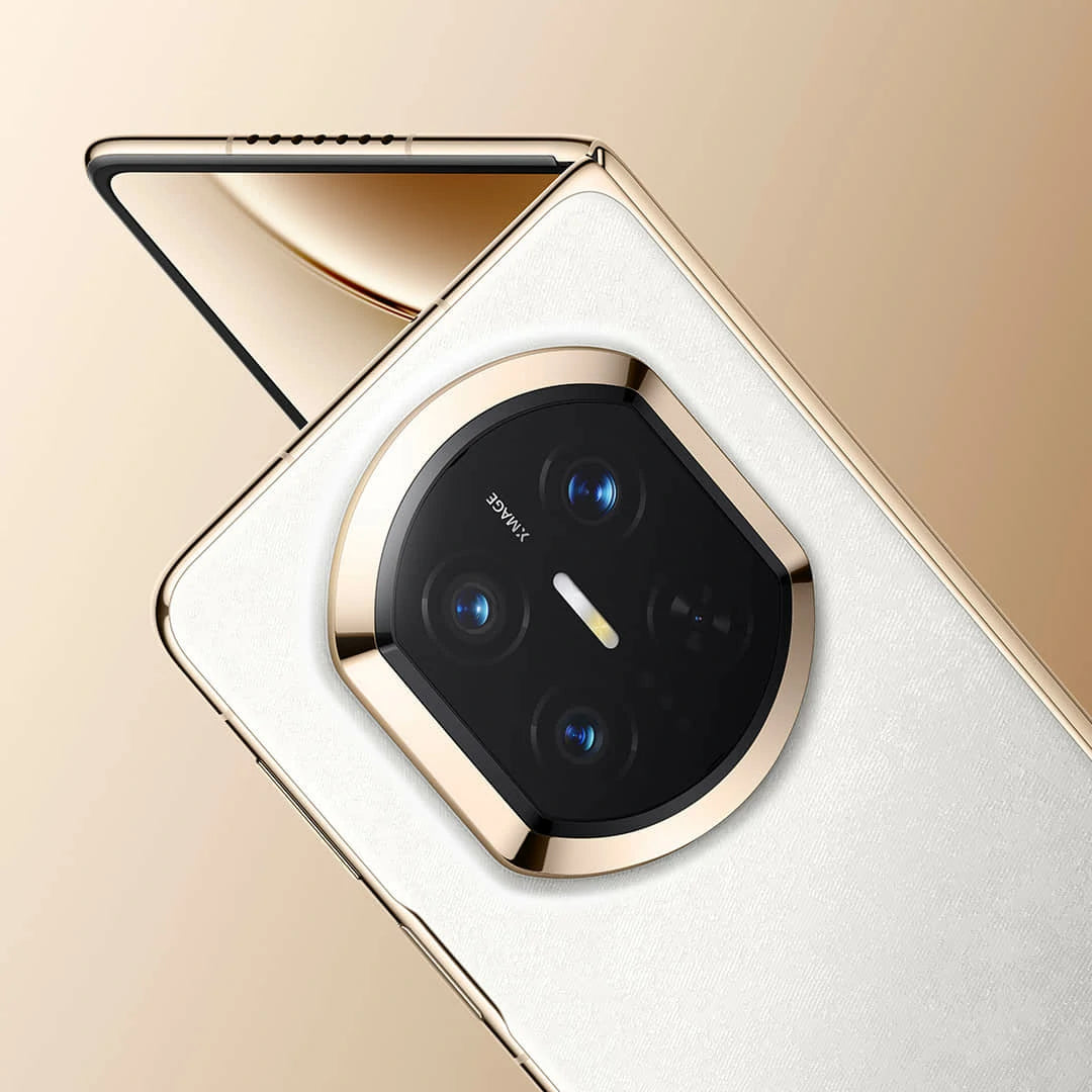 Huawei Mate X7 Fold هاتف ذكي بشاشة قابلة للطي مقاس 8 بوصات، ذاكرة RAM بسعة 12 جيجابايت، وسعة تخزين 512 جيجابايت | لون أبيض بروكيد.