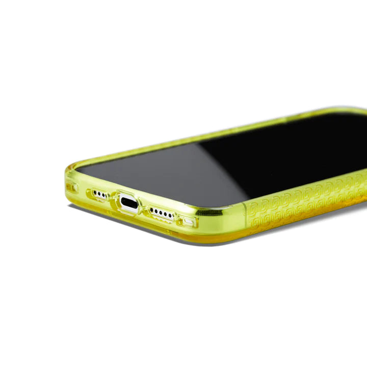 كڤر حماية Boost لهاتف iPhone 15 Pro Max من Grip2u | أصفر