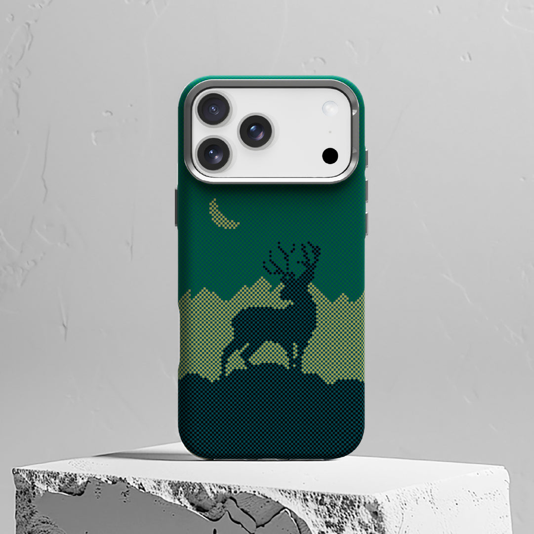 كڤر حماية MagCarbon Deer من LZEL لجهاز iPhone 17 Pro Max | غزال أخضر