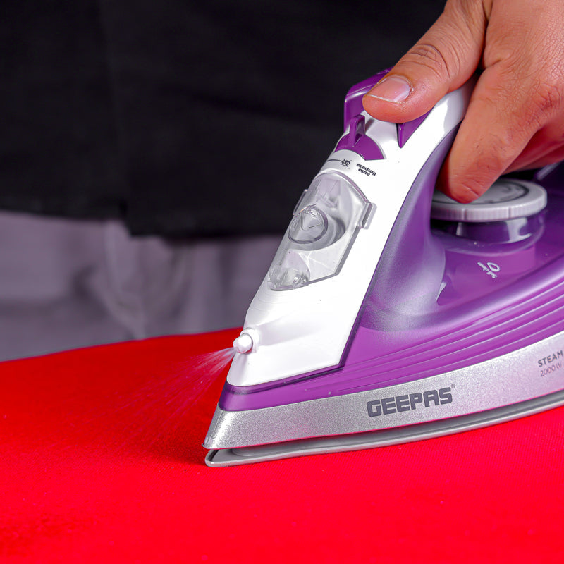 Geepas Ceramic Steam Iron – 2000W Power, 220ml Water Tank, Adjustable Steam Control, 360° Swivel Cord, Self-Cleaning & Anti-Drip Function