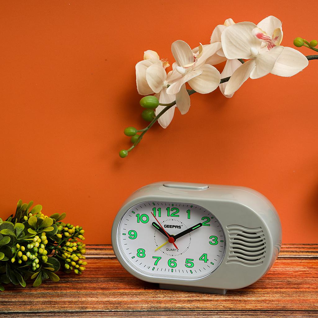 Geepas  Bell Alarm Clock | Analog Alarm Clock, Silent Non-Ticking, Ascending Beep Sounds, Snooze, Light Functions | Perfect for Students