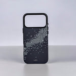 كفر LZEL LEATHERWAVE MAG من الجلد الفاخر بدعم MagSafe ونقشة متموجة لـ iPhone 18 Pro و18 Pro Max