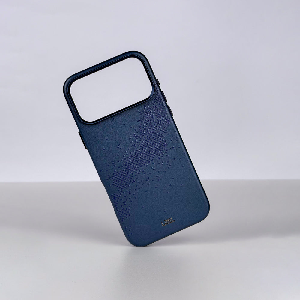كفر LZEL LEATHERWAVE MAG من الجلد الفاخر بدعم MagSafe ونقشة متموجة لـ iPhone 18 Pro و18 Pro Max