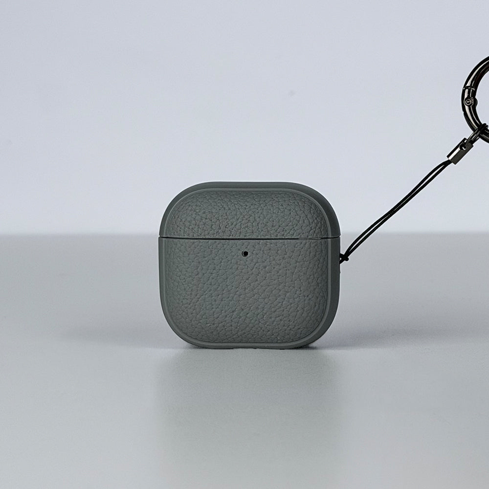 كڤر حماية QIYANG بتصميم جلد الليتشي لسماعات AirPods 5