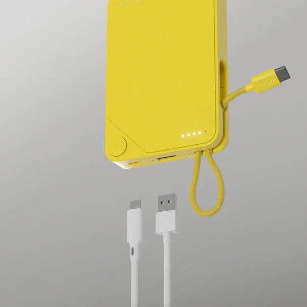 بطارية متنقلة 1-Power X من موماكس 10000 مللي أمبير مع كيبل USB-C مدمج | أصفر