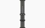 ساعة Apple Watch Ultra 4 GPS + Cellular مقاس 49 مم - هيكل من التيتانيوم الأسود مع سوار Ocean أسود شفاف