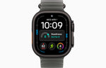 ساعة Apple Watch Ultra 4 GPS + Cellular مقاس 49 مم - هيكل من التيتانيوم الأسود مع سوار Ocean أسود شفاف