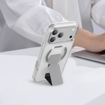 كڤر حماية شفاف MagTrox Gravitas من أسلي جلوبال متوافق مع MagSafe مع مسكة جلد أنيقة لهاتف iPhone 17 Pro | تيتانيوم طبيعي