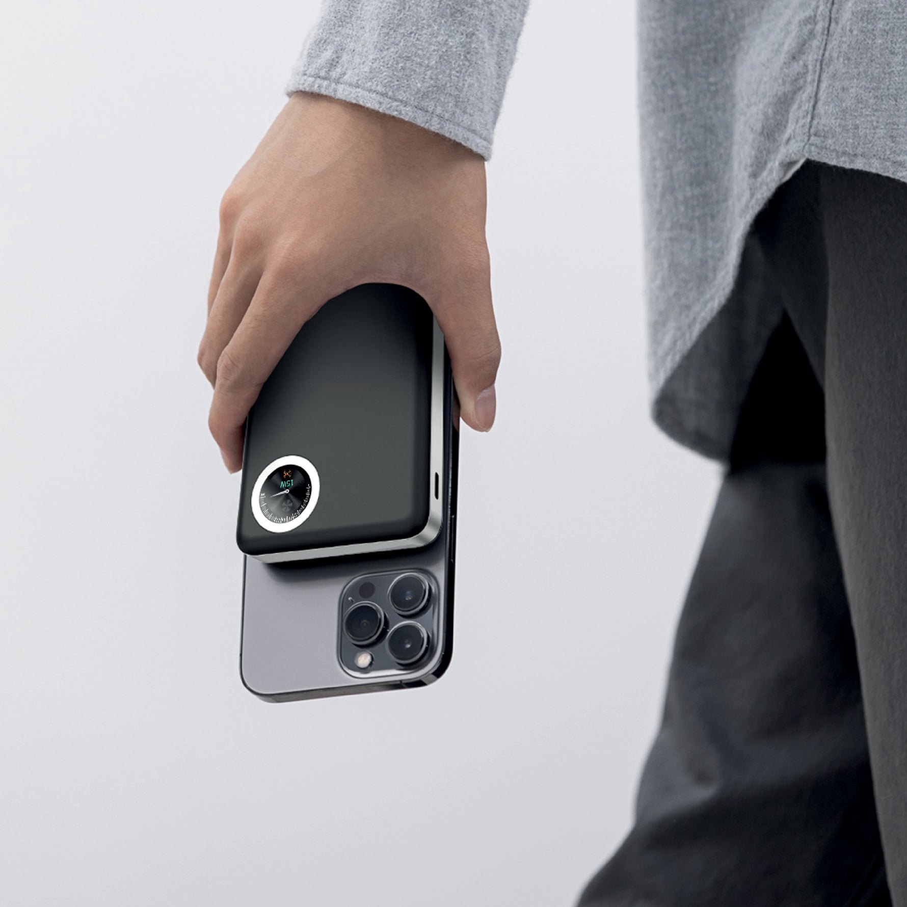 Novus MagPower  بطارية شحن متنقلة محمولة من ليزل PD بسعة 10,000 مللي أمبير بقوة 20 واط متوافق مع  MagSafe مع كيبل USB-C| أخضر