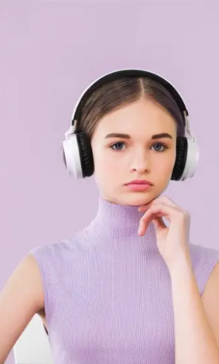 FingerTime Dragon Ball Luminous Bluetooth Headset | Black / White