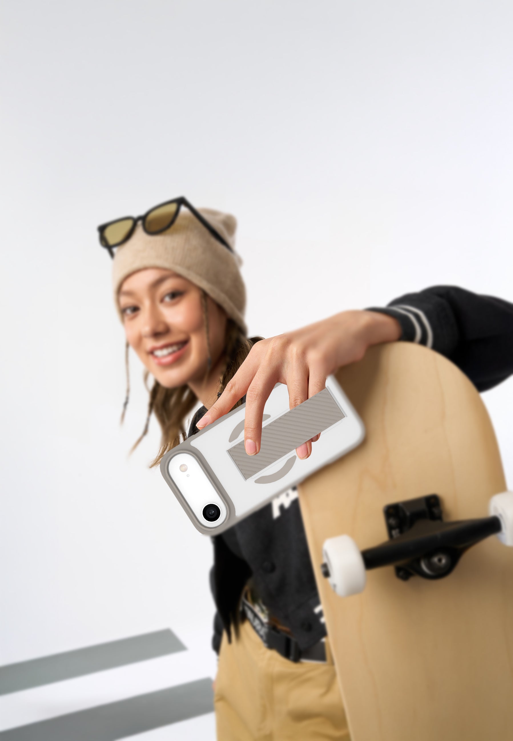 كفر حماية MagMatte Band من LZEL لجهاز iPhone Air | تيتانيوم