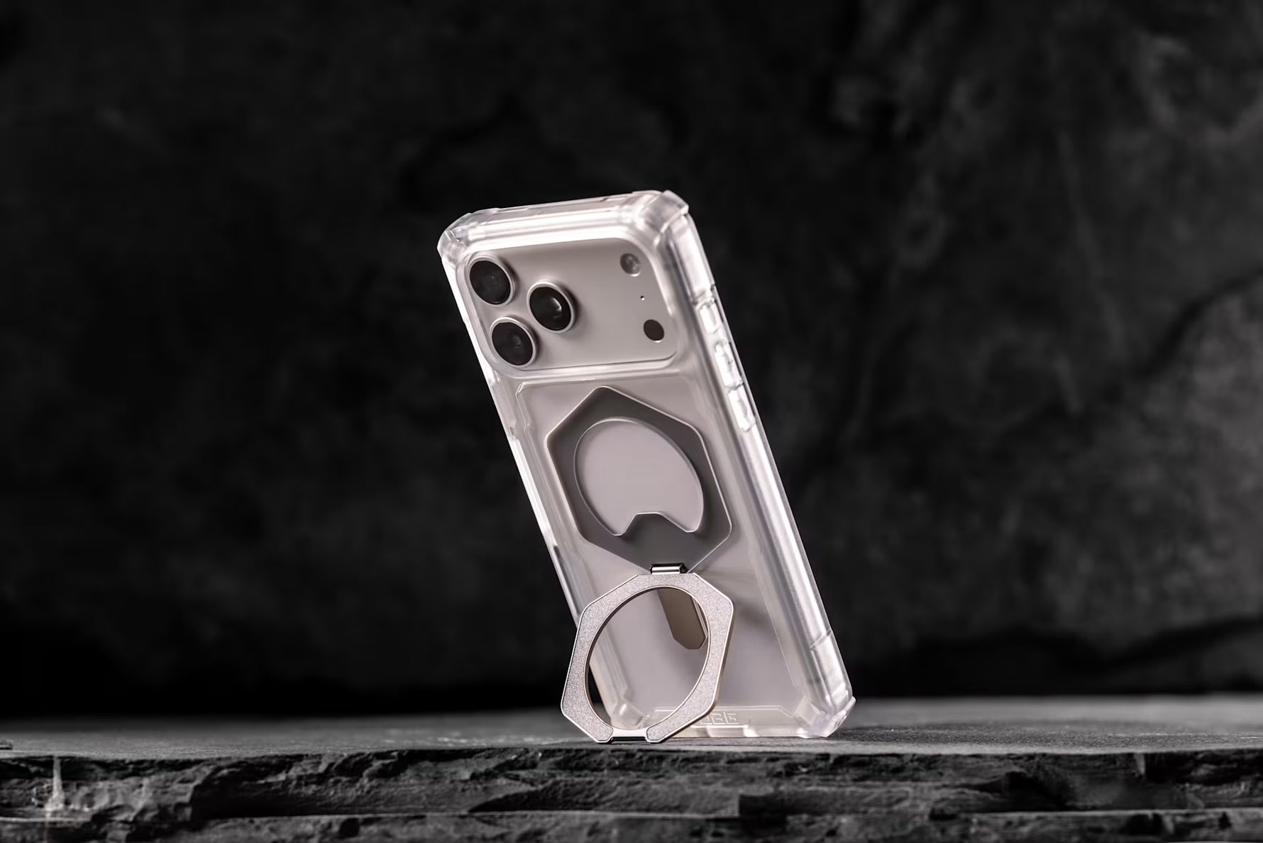 UAG iPhone 17 Pro Max Plasma XTE Magsafe Case | Black/Clear