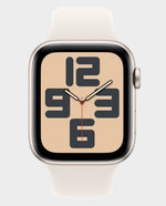 ساعة Apple SE - GPS + Cellular - مقاس 44 ملم - بهيكل من الألومنيوم بلون Starlight مع سوار رياضي بلون Starlight مقاس عادي (Regular)