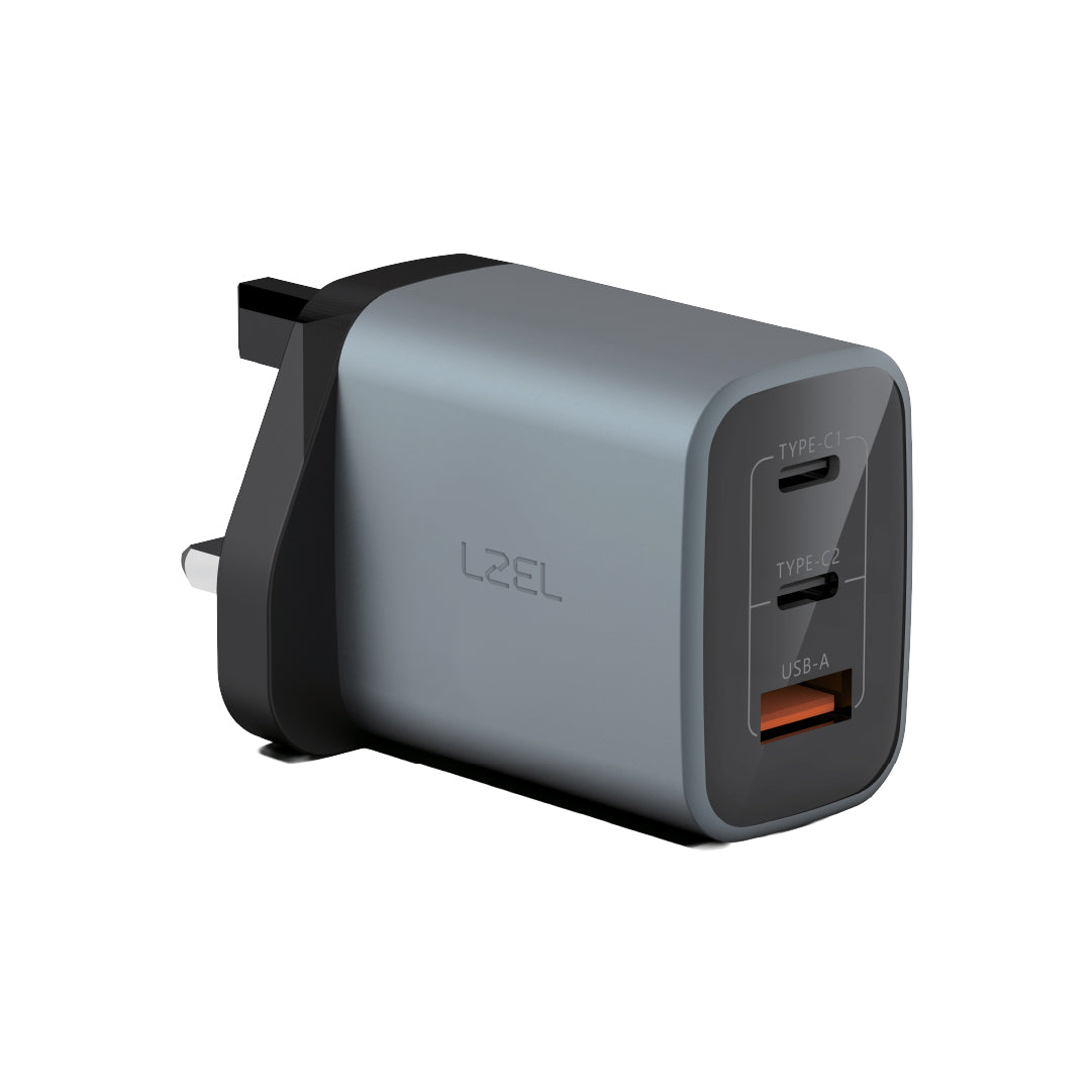 شاحن حائط فائق السرعة من ليزل  بقوة 67 واط بثلاث منافذ USB بتقنية GaN 