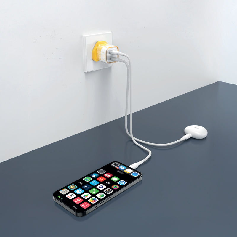 LZEL VoltCharge NanoCore – 30W GaN Transparent Wall Charger
