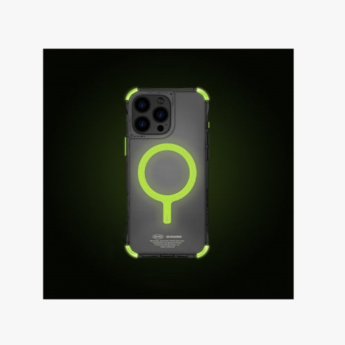 SkinArma iPhone 16 Pro Saido Niteglow Edition MagSafe Case Green