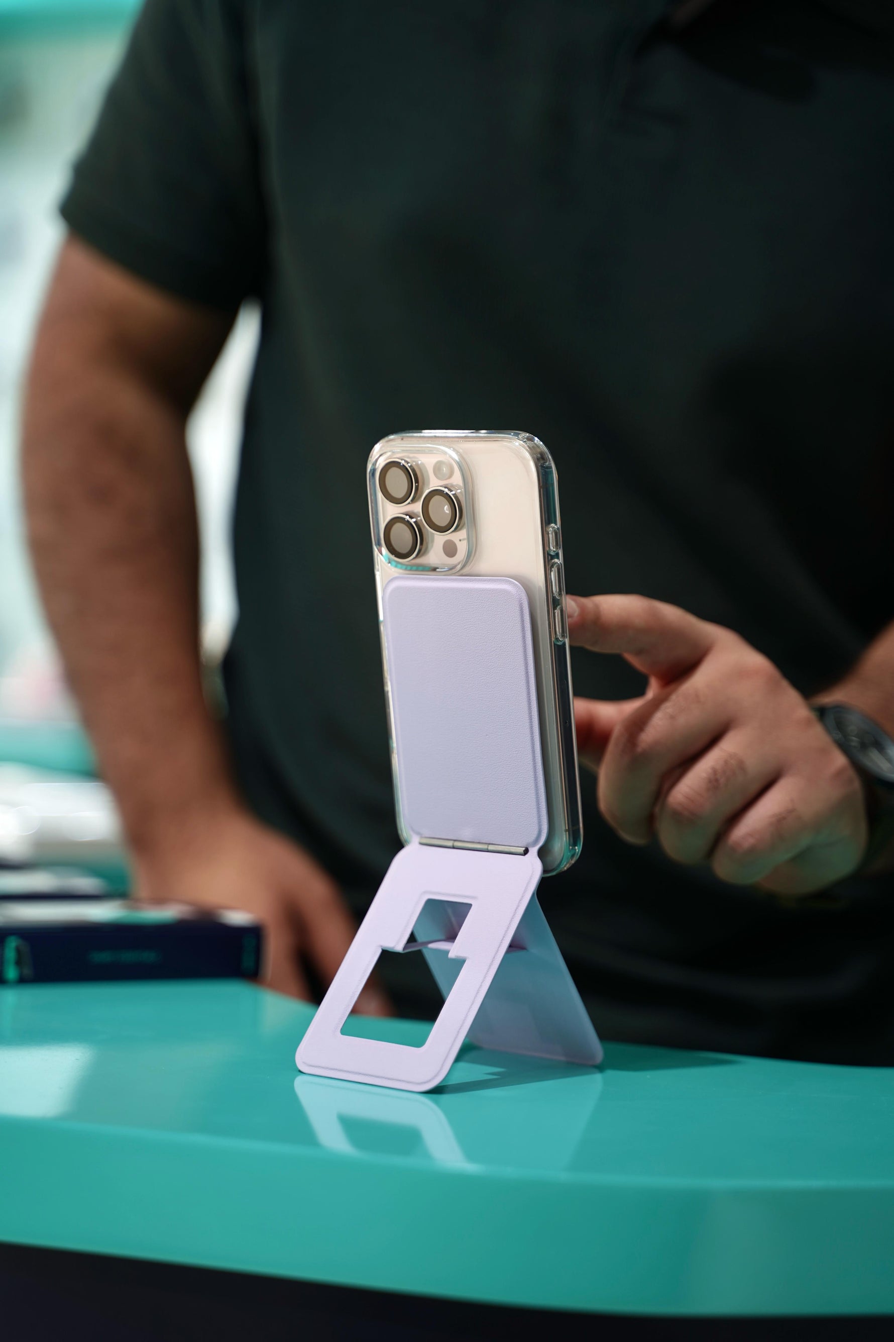 LZEL Magsafe PU Leather Card Holder And Tripod Stand Aegis Clio | Light Purple