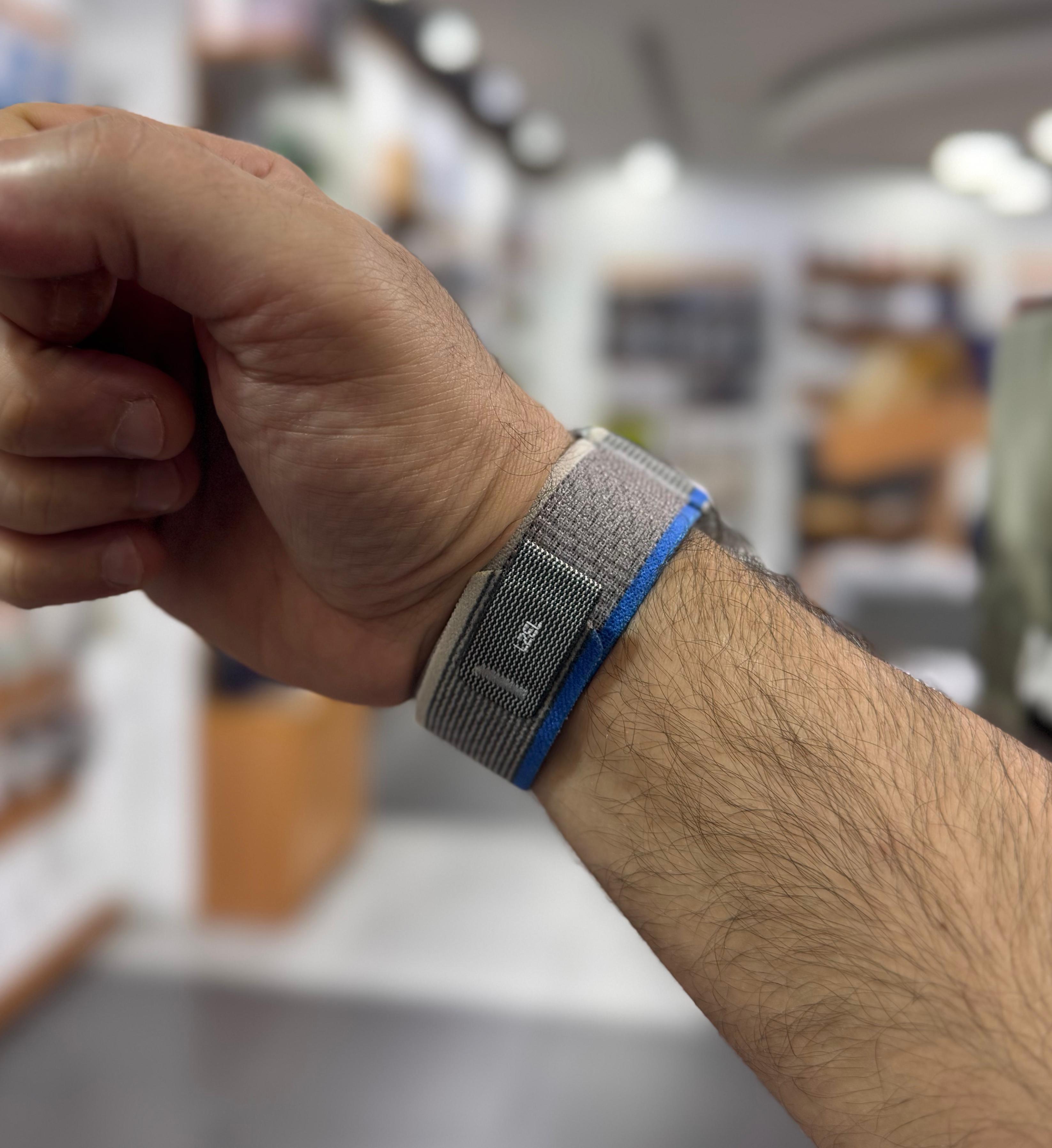 LZEL 42/44/45/46/49MM AvalonFlex Nylon Watch Band Blue/Gray