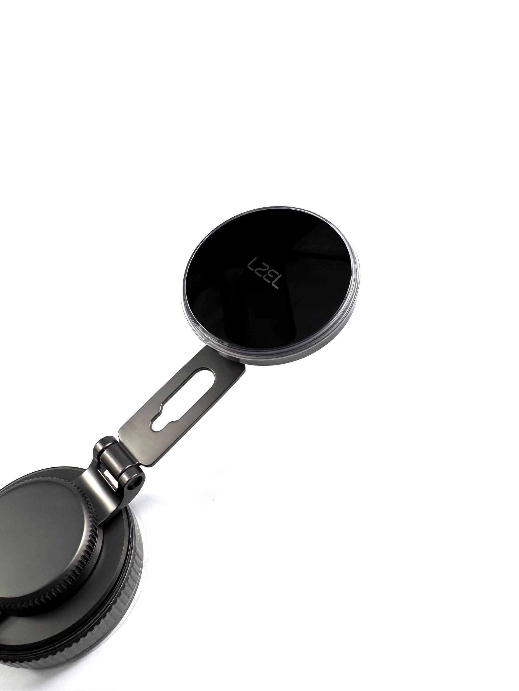 حامل هاتف مغناطيسي Mag Vortex Volt Vacuum Suction مع شحن لاسلكي من LZEL | أسود