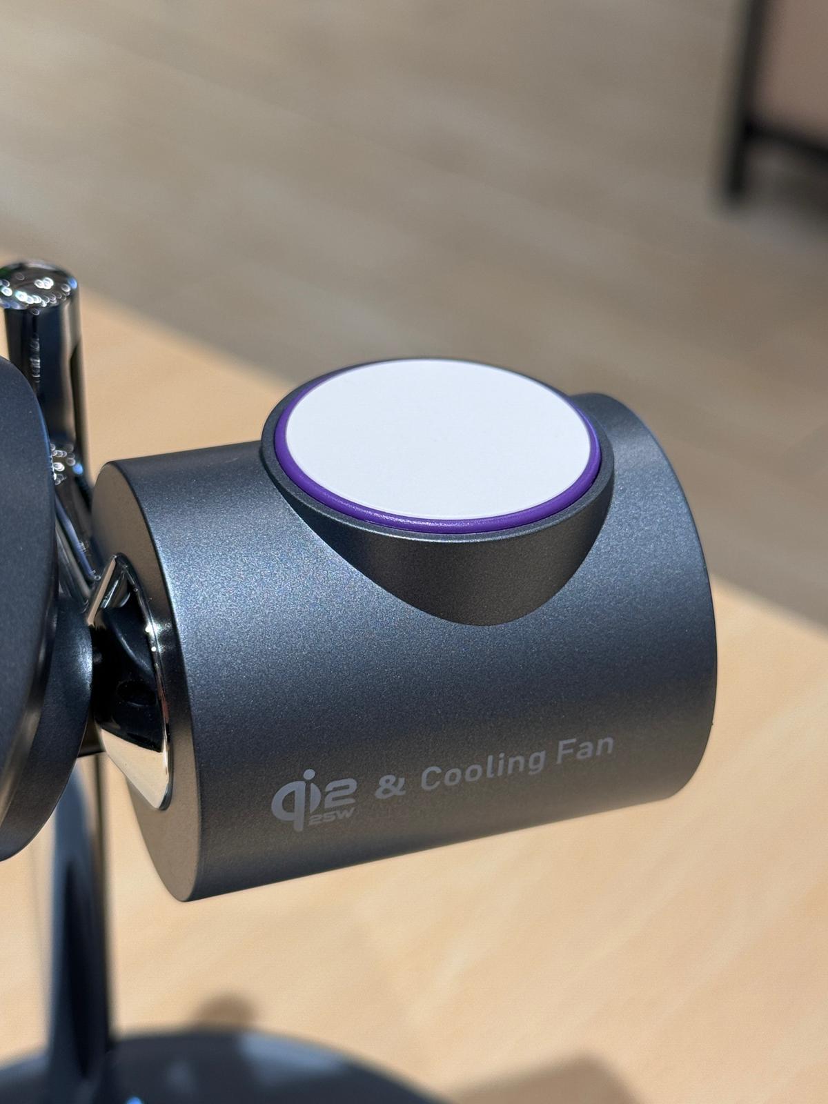 LZEL FlexDock Series 3-in-1 Magnetic Desktop Wireless Charger | Black