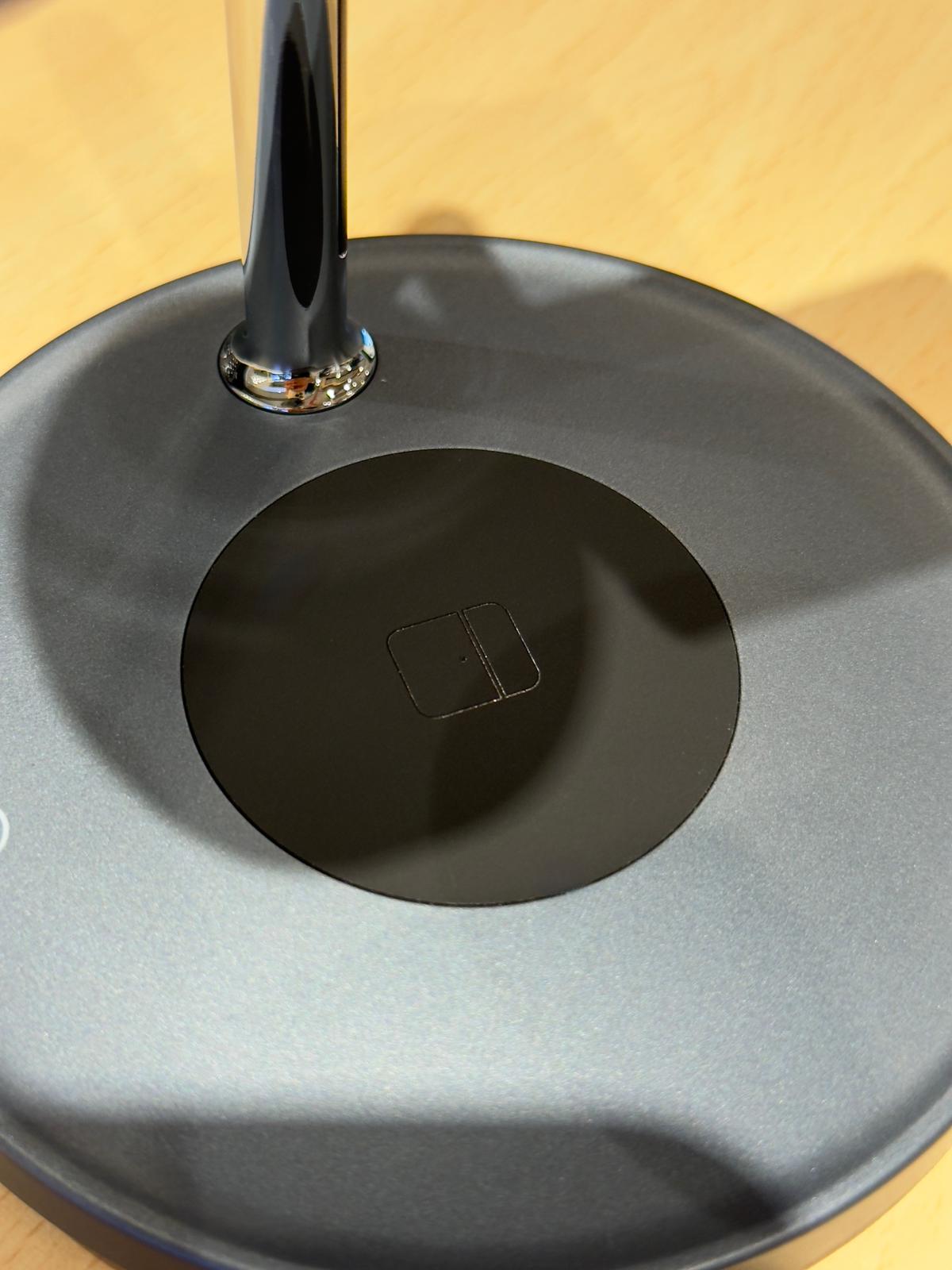 LZEL FlexDock Series 3-in-1 Magnetic Desktop Wireless Charger | Black