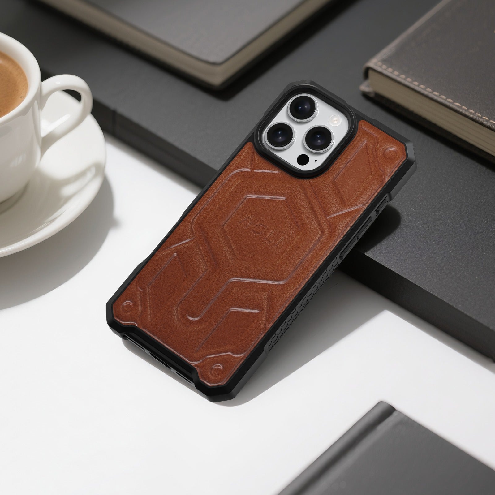 كڤر حماية ASLI Leather Hybrid من الجلد الفاخر لهاتف iPhone 16 Pro ، مزوّد بحماية من السقوط وتبديد للحرارة.