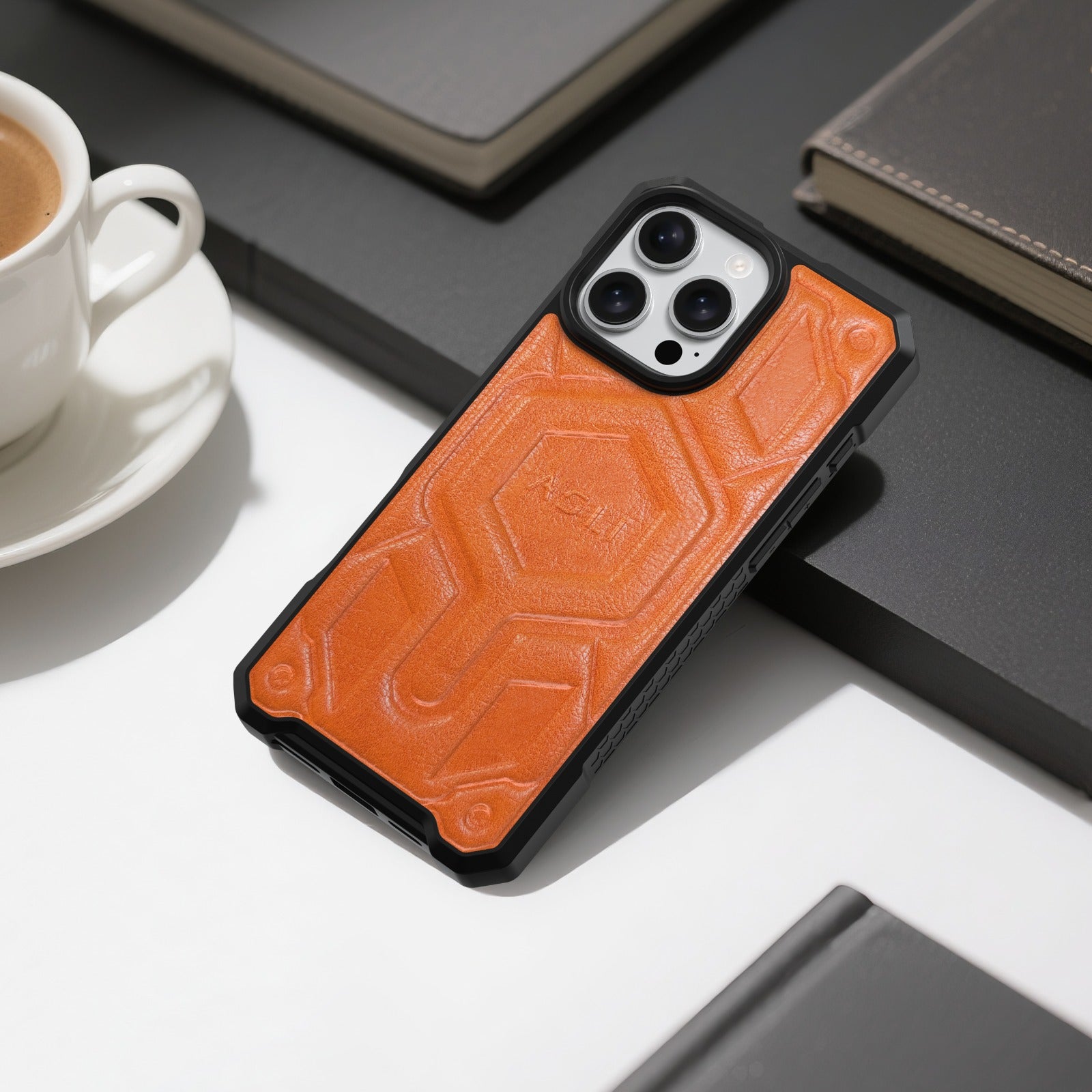 كڤر حماية ASLI Leather Hybrid من الجلد الفاخر لهاتف iPhone 16 Pro ، مزوّد بحماية من السقوط وتبديد للحرارة.