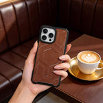 كڤر حماية ASLI Leather Hybrid من الجلد الفاخر لهاتف iPhone 16 Pro ، مزوّد بحماية من السقوط وتبديد للحرارة.