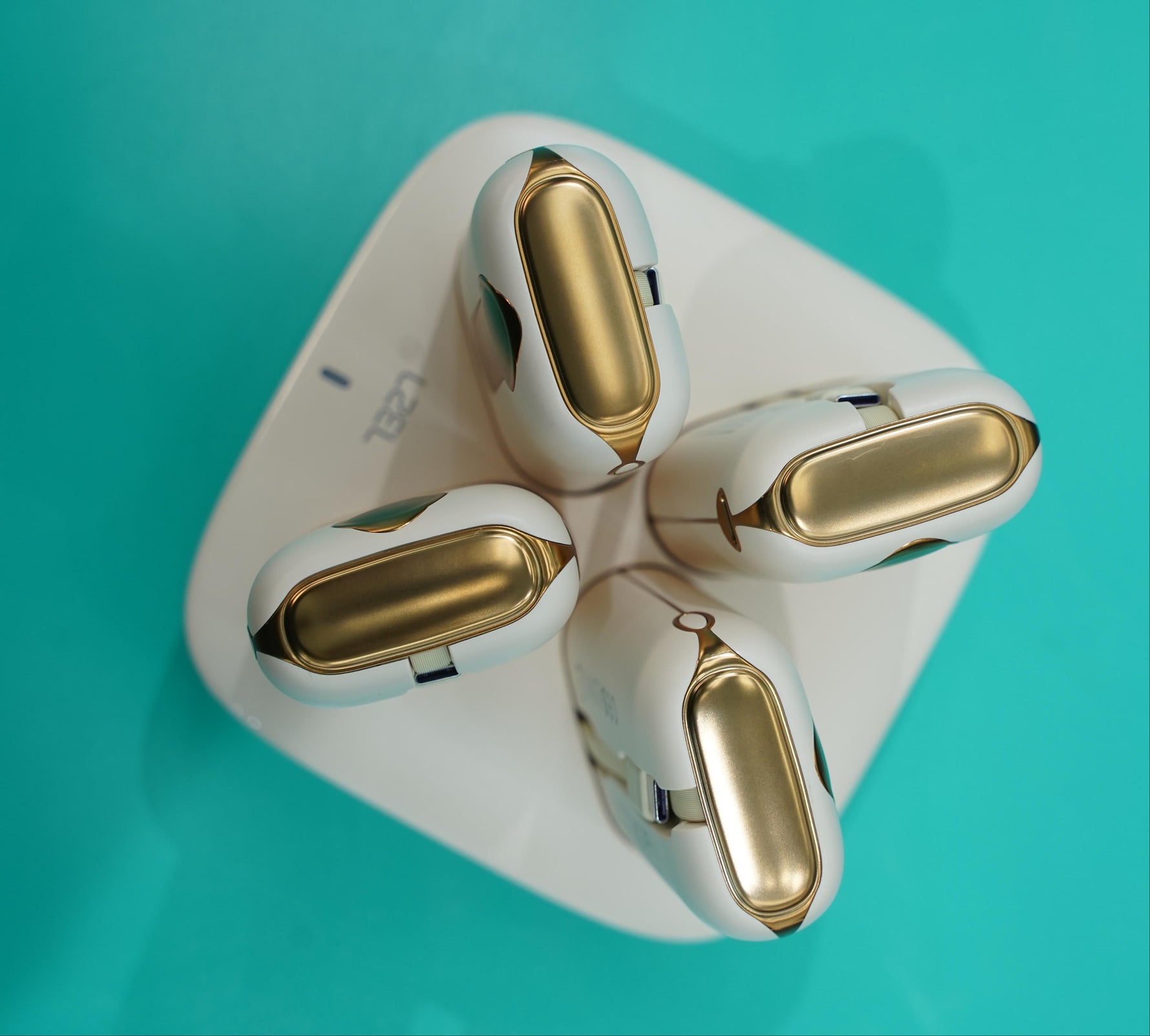 LZEL Quadra Energia X Station 10000mAh Charging Station Built In Cable Lightning And Type-C | Yellow