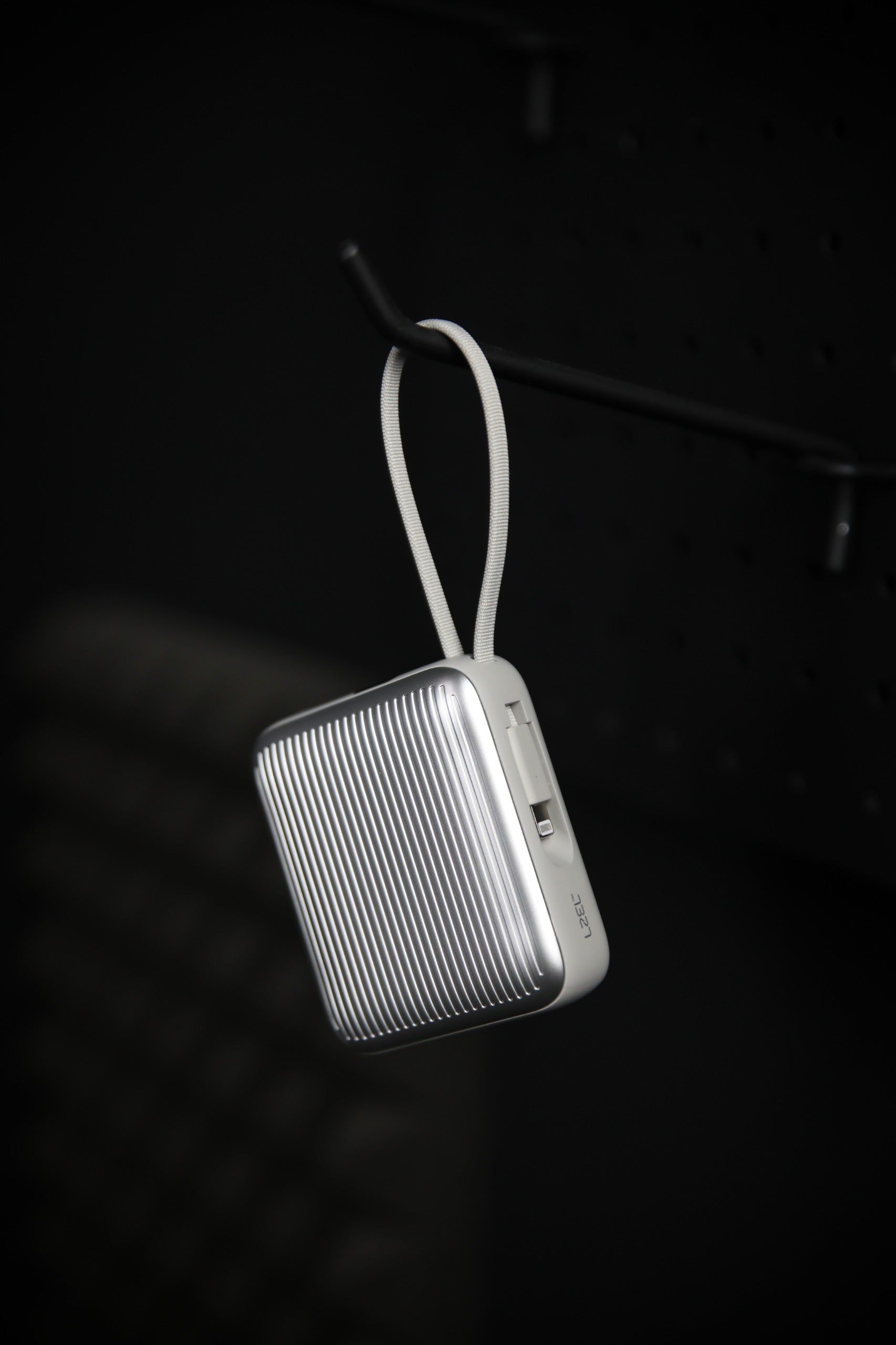 LZEL Neurode Sync - 10,000mAh PD Mini Power Bank 22.5W with Built-in Cable | Silver