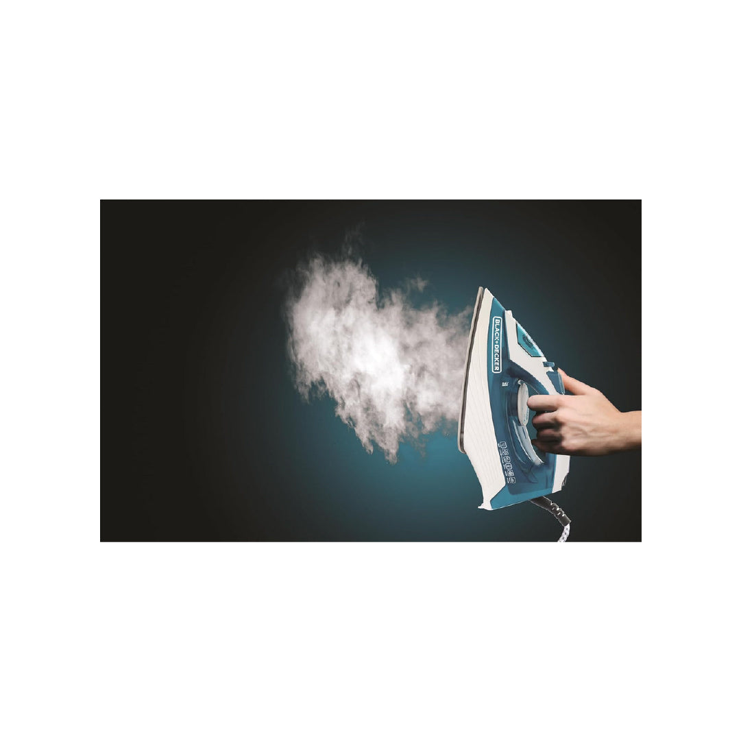 مكواة بخار X1575-B5 من Black & Decker قوة 1600 واط قاعدة سيراميك | أبيض وأخضر