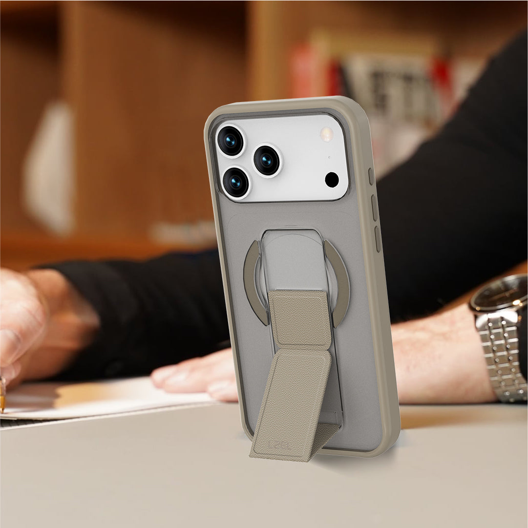 كڤر حماية LZEL Magsynto Strap لهاتف iPhone 17 Pro Max | تيتانيوم