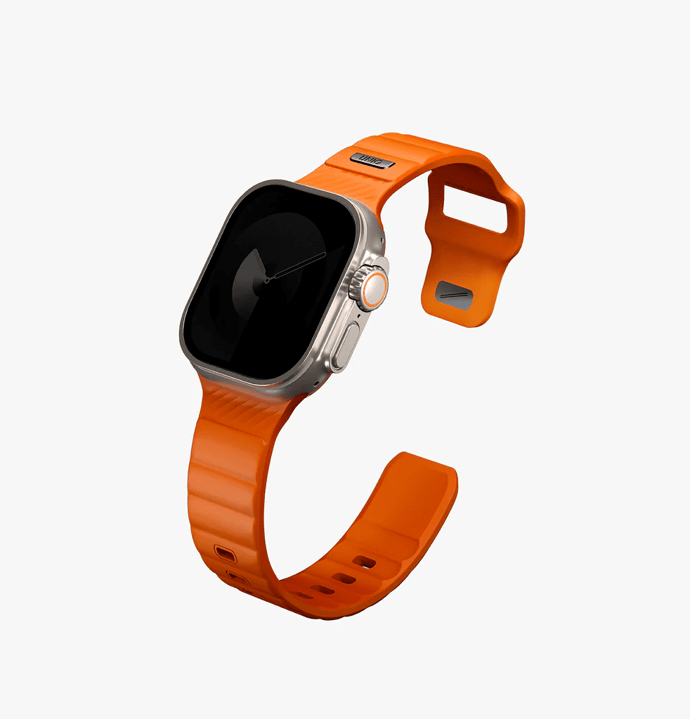 Uniq Stride Fkm Rubber Apple Watch Strap 49/45/44/42mm | Volt Orange