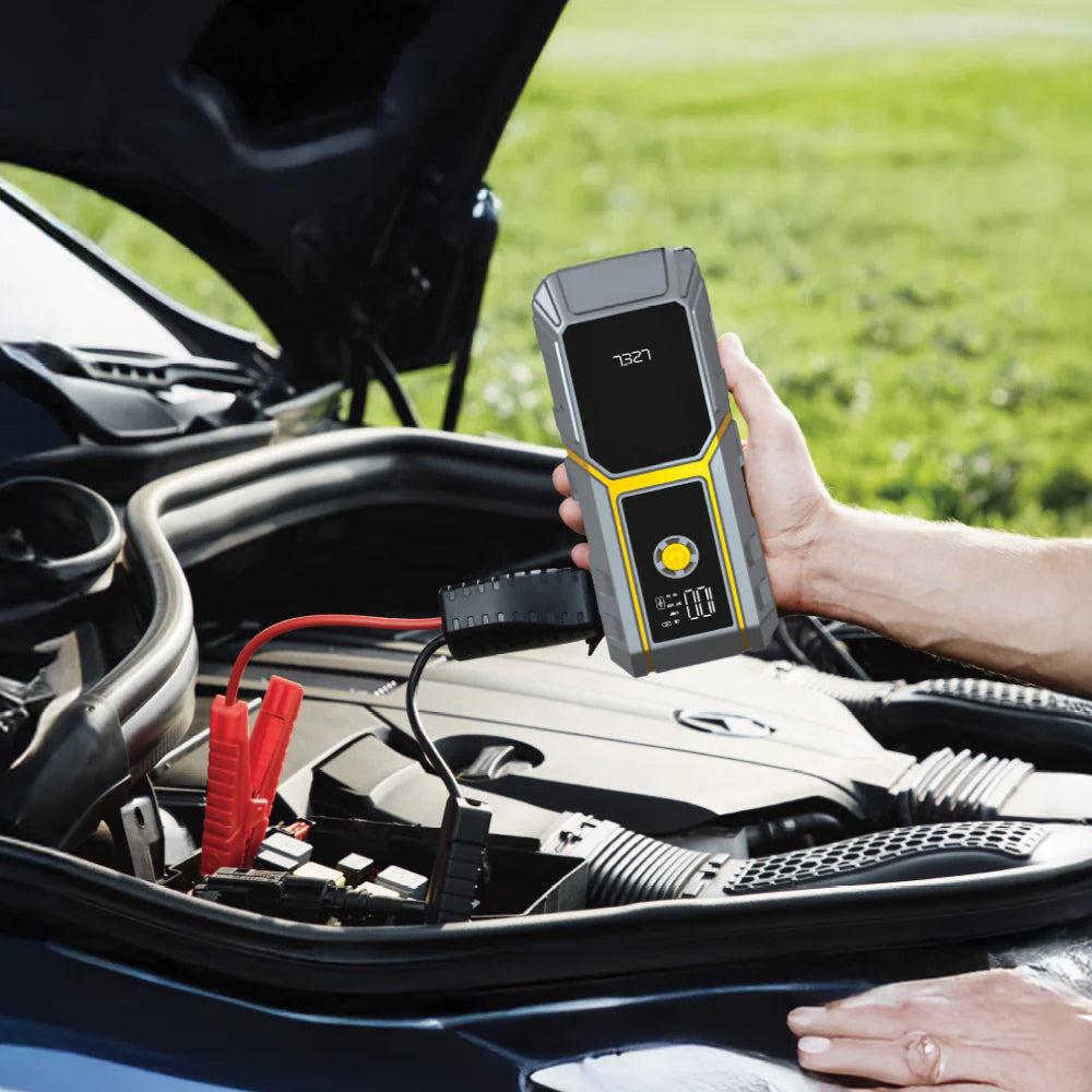 معزز لبطارية السيارة EnergizeIgnite X من ليزل مع ضاغط الهواء و مصباح LED بسعة 12 ألف مللي أمبير | رمادي / أصفر