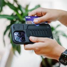 كڤر حماية Boost لهاتف iPhone 14 Pro من Grip2u | أسود