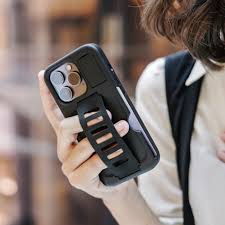 كڤر حماية Boost لهاتف iPhone 14 Pro من Grip2u | أسود