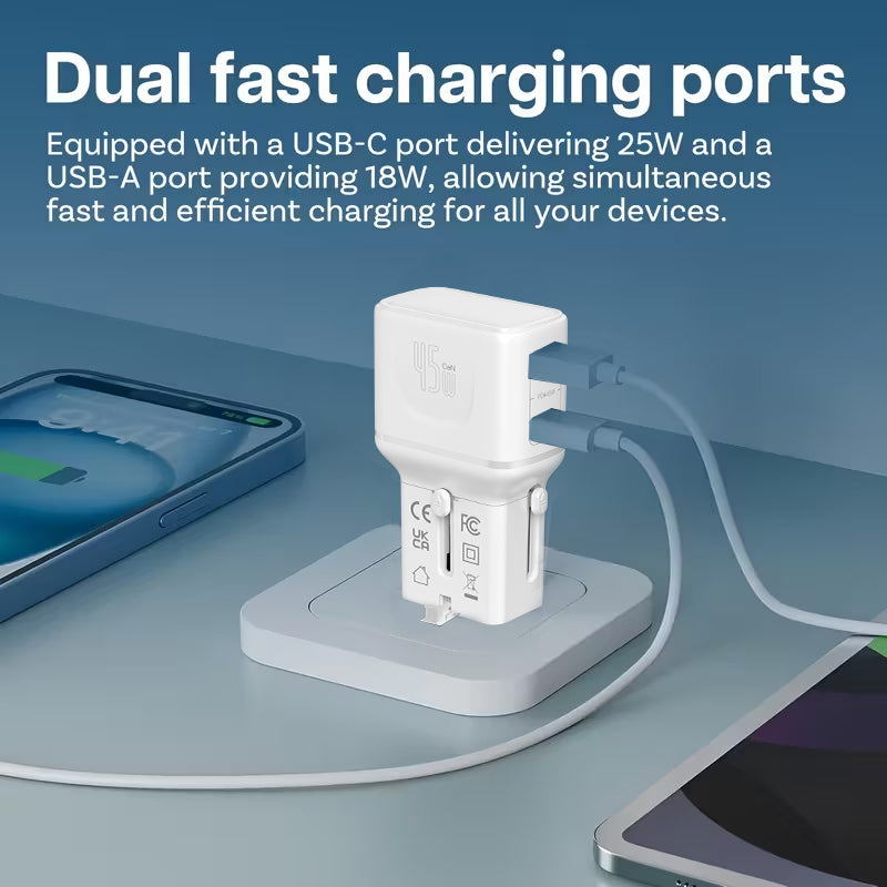 شاحن الحائط للسفر من سلسلة ترافل برو من ليزل بقدرة خمسةٍ وأربعين واط، بمنفذين للشحن من نوع تايب سي، بتقنية غاليوم نيتريد، ومتوافق عالميًا | أبيض