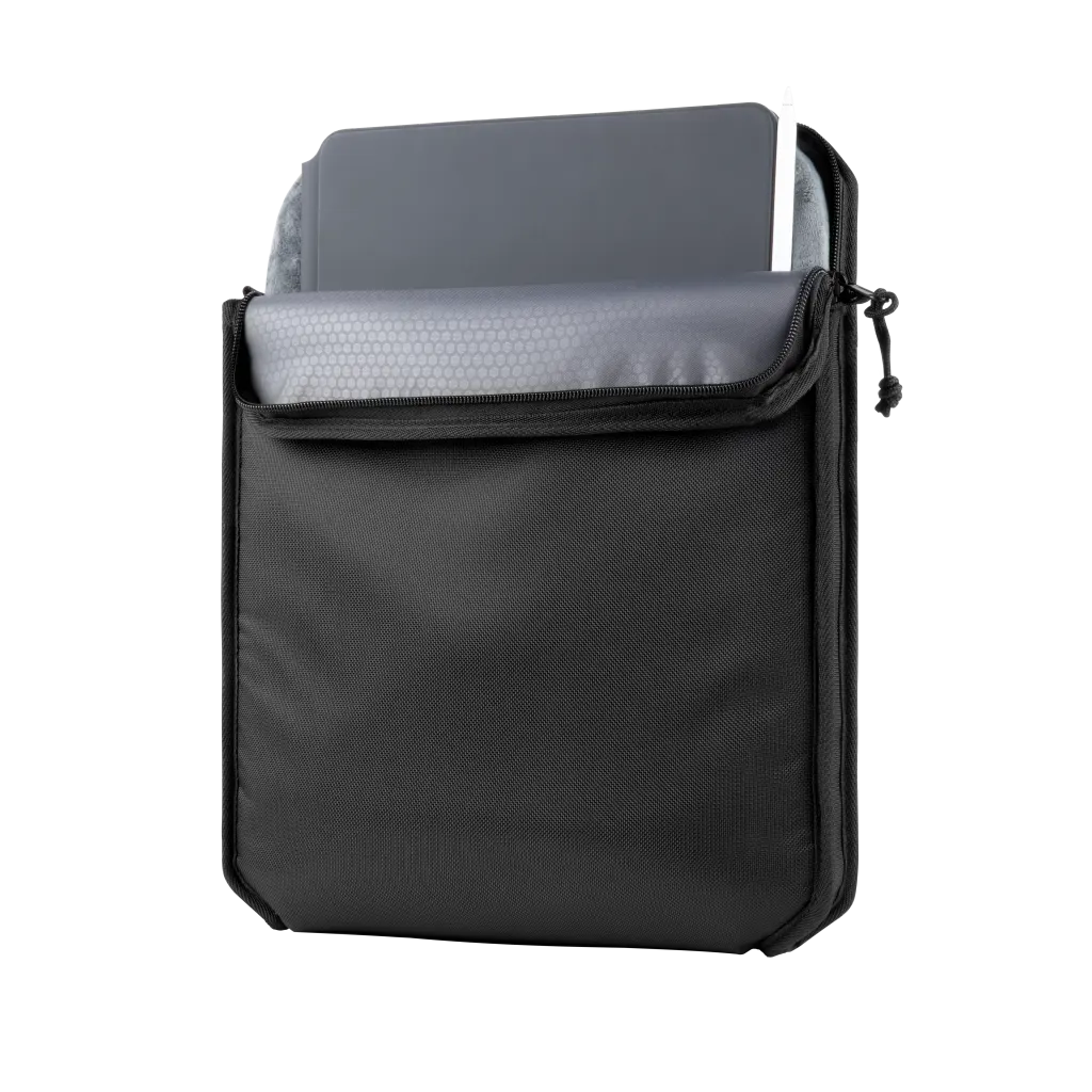 UAG iPad Pro 11-inch (4th Gen, 2022) Shock Sleeve Lite Bag - Black (982390114040)