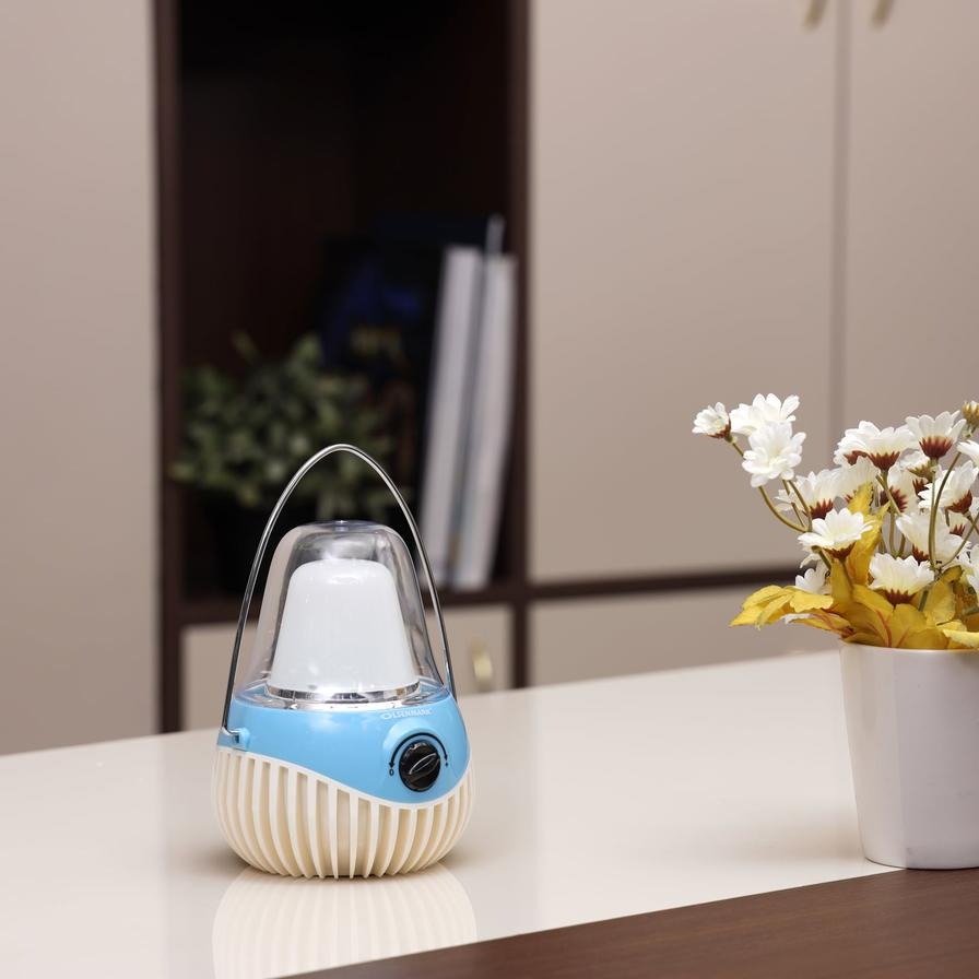 فانوس طوارئ LED قابل للشحن Olsenmark – 8 لمبات LED، بطارية 4V 900mAh محكمة الإغلاق، إضاءة موفرة
